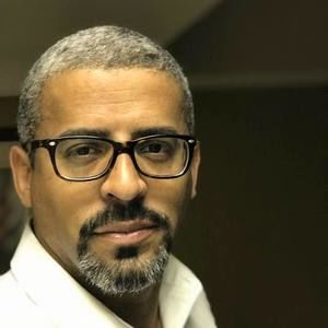 Meet your Posher, Victor miguel